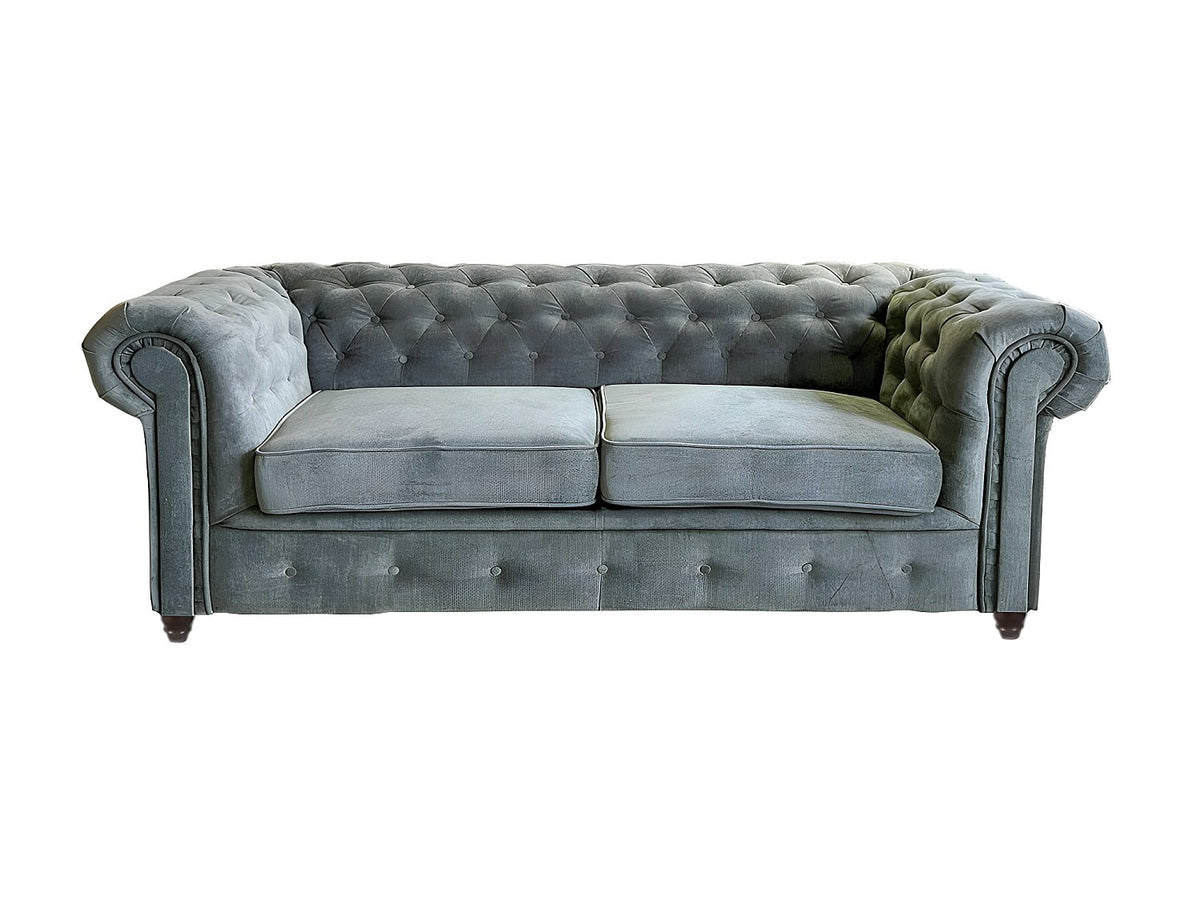 Vue d'ensemble du canapé chesterfield GLADSTONE 3 places en tissu gris