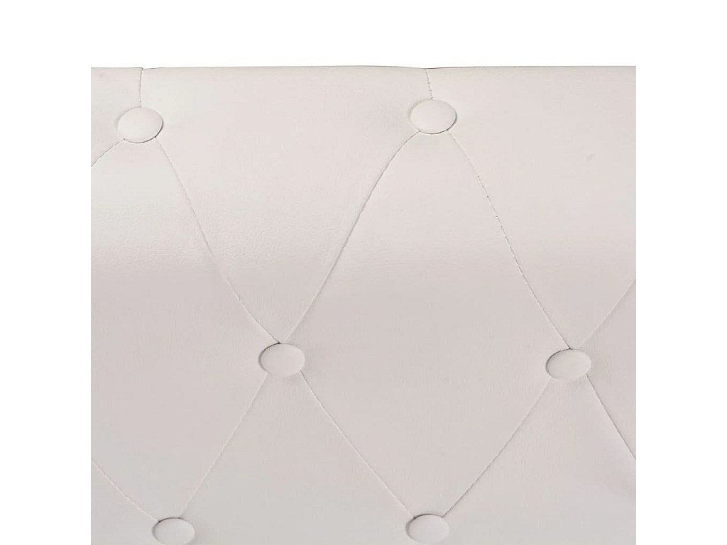 Détail du simili cuir blanc du canapé chesterfield BRISTOL
