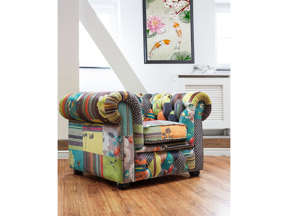 Capitonnage boutonné du fauteuil chesterfield patchwork KIPLING