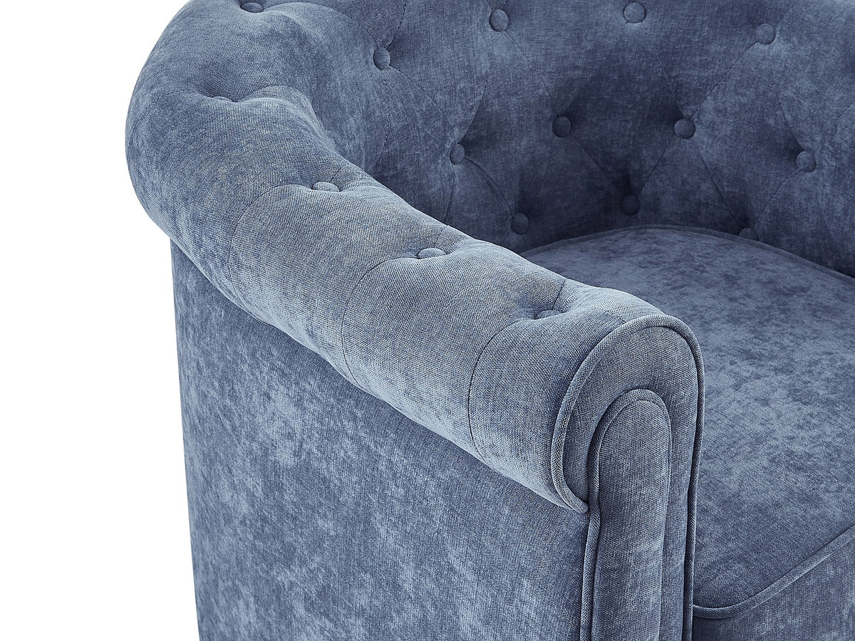 Détail du tissu bleu du fauteuil chesterfield WALTON 1 place