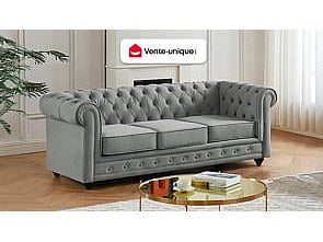 Capitonnage du canapé chesterfield FULHAM 3 places velours gris clair