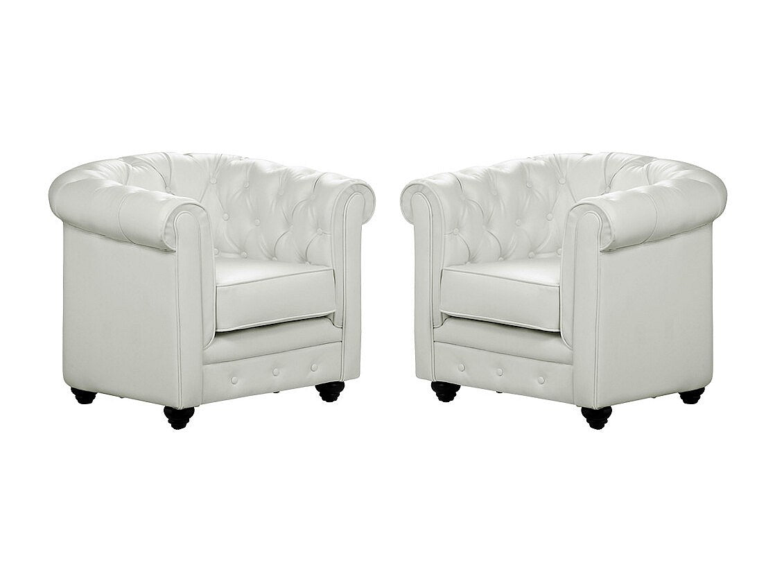 Capitonnage des fauteuils chesterfield ELLIOT en simili cuir blanc