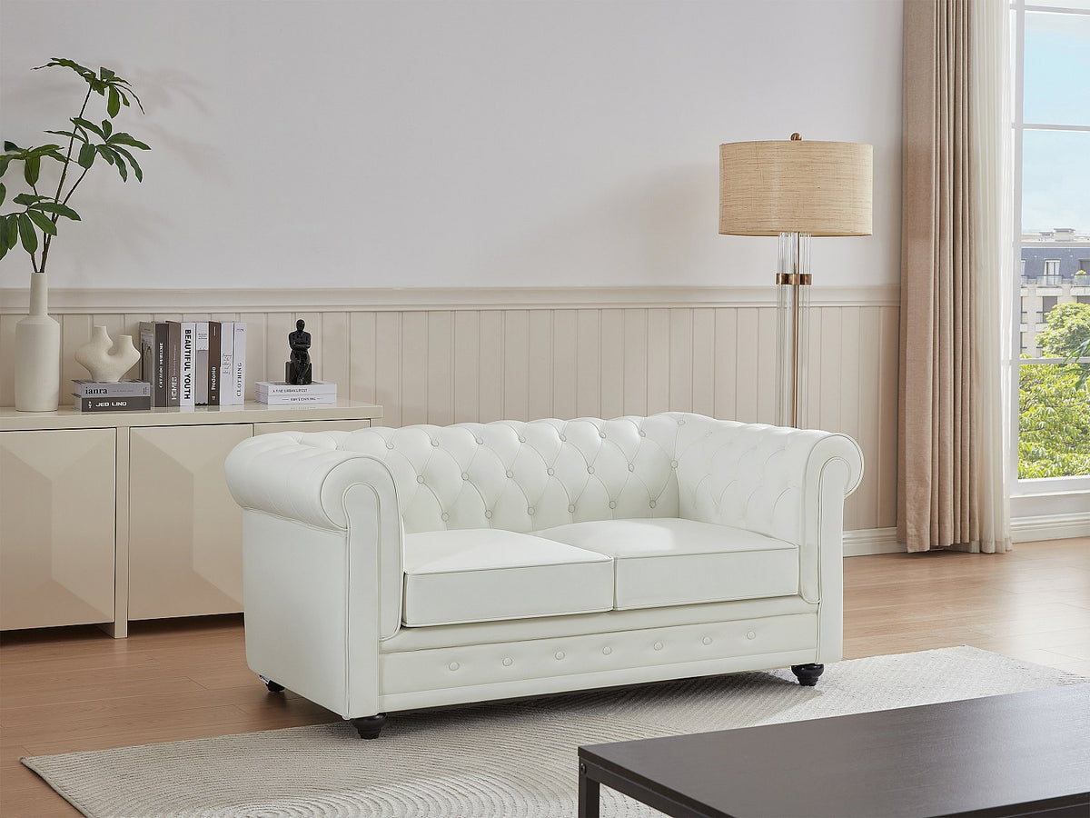 Capitonnage du canapé chesterfield BEAUMONT 2 places cuir blanc