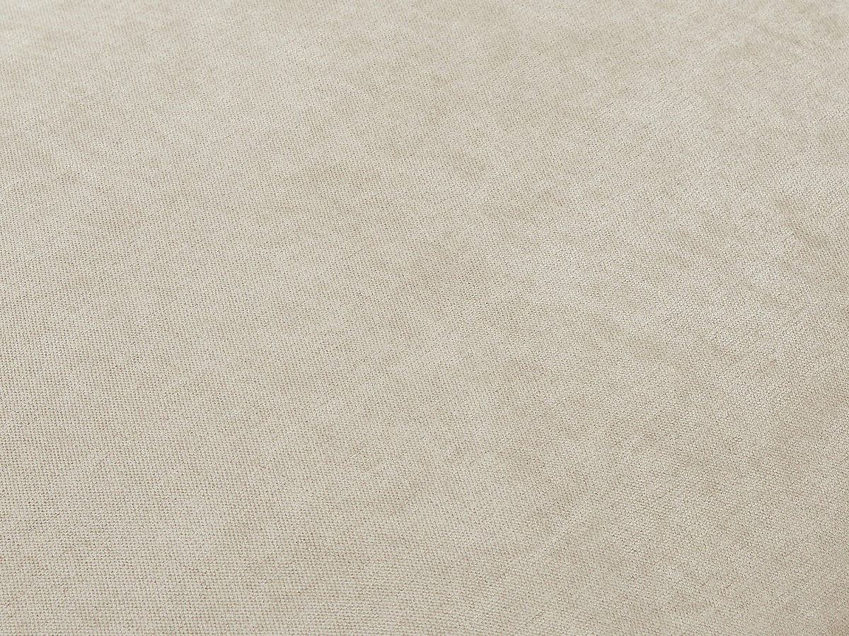 Vue d'ensemble du fauteuil chesterfield WALTON en tissu beige