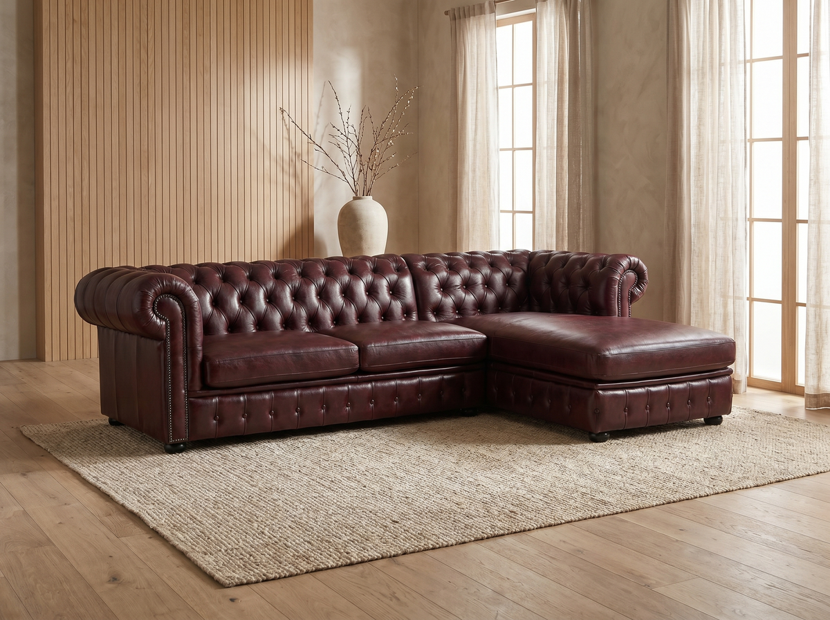 Piètement bois du canapé d'angle chesterfield BRENTON en cuir marron chocolat